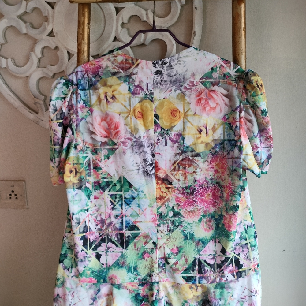 Retro Floral Skater Dress - Picture 13 of 16